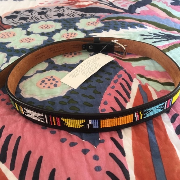 URBAN OUTFITTERS LEATHER SOUTHWESTERN STYLE BELT - Picture 2 of 6